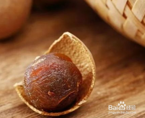 身体有两处揉一揉与常吃5物，养出漂亮和长寿