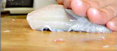 怎么做酸菜鱼—手把手教你做酸菜鱼！