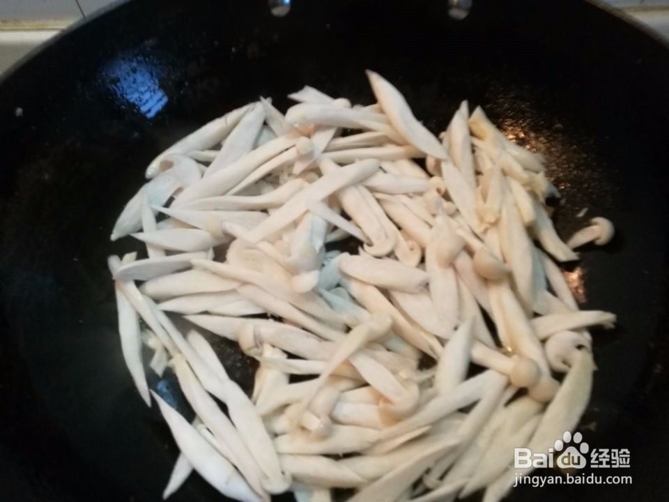 海鲜菇炒鸡蛋