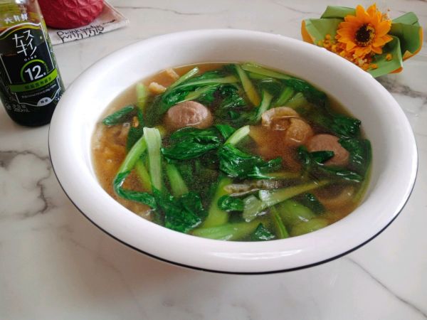 鸡毛菜粉丝丸子汤