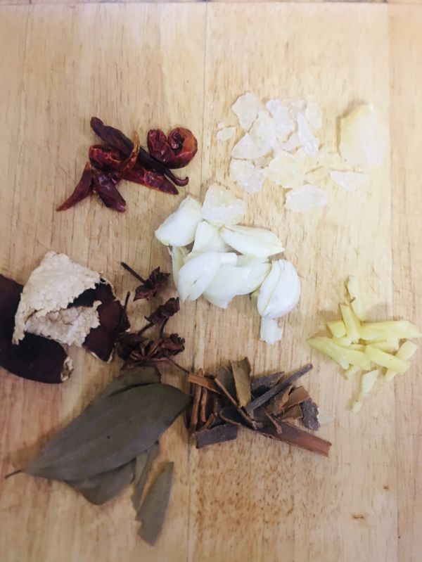 红烧羊肉炖萝卜