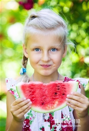 帮助孩子战胜黑暗恐惧的方法