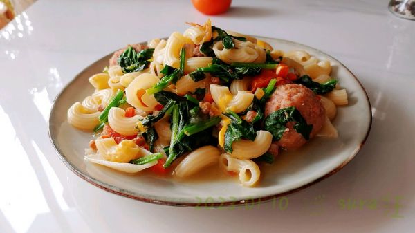 茄士菜焖肉酱面