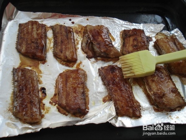 蜜汁烤带鱼的做法