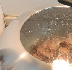 家制红烧排骨的小窍门