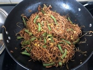 超级好吃的豆角肉丝焖面