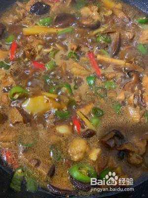 土豆烧鸡的做法