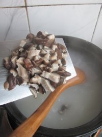 如何煮杂疏瘦肉粥