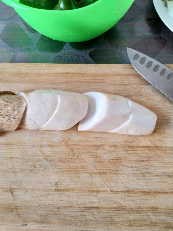 鸡汁杏鲍菇炒肉片