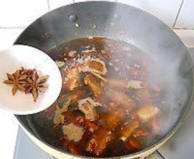 教你特色川味土豆烧排骨的做法