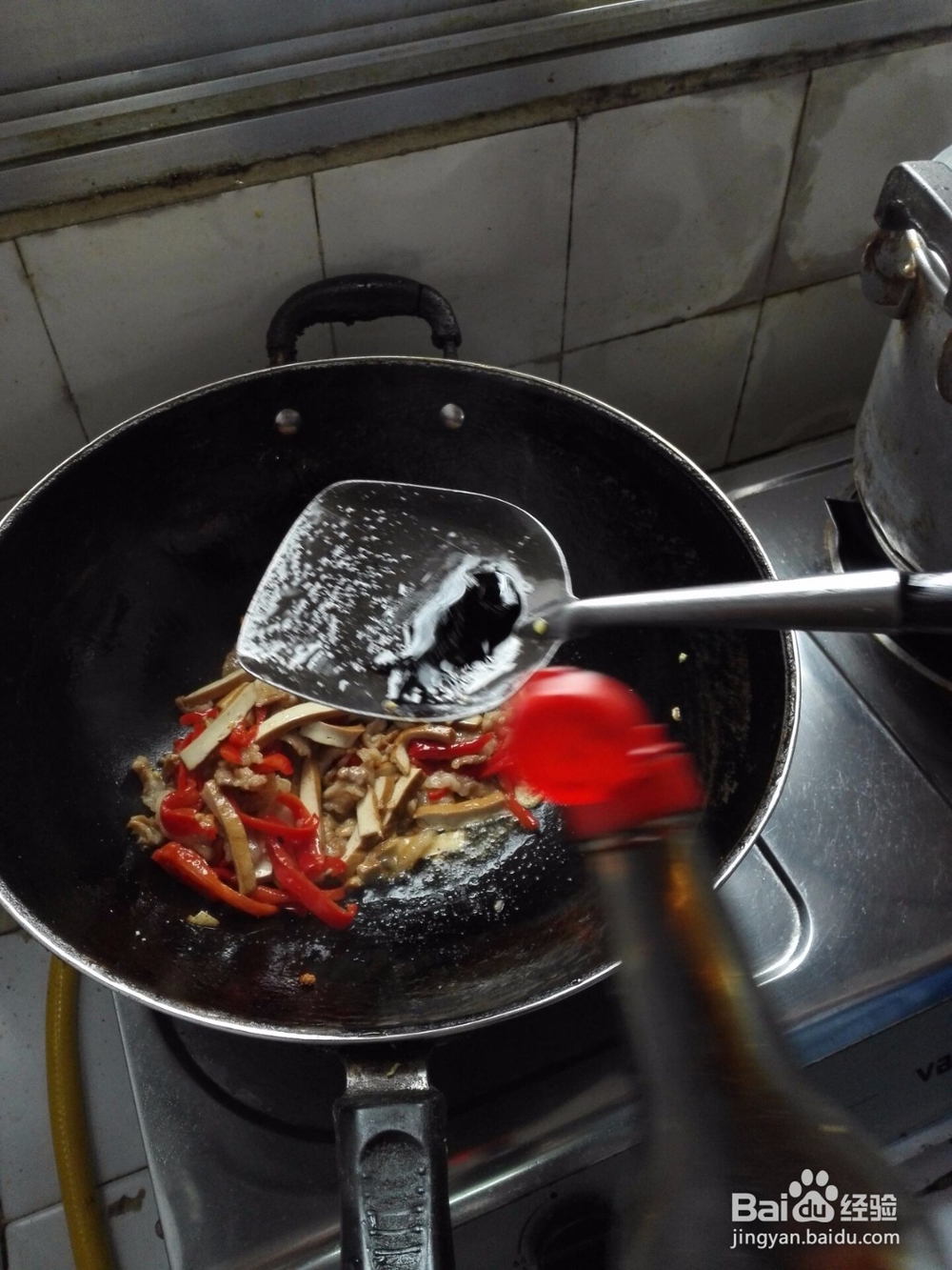 怎样制作香干炒肉好吃?