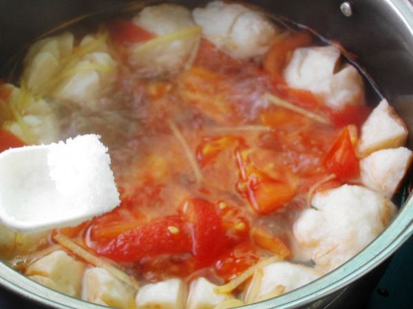 番茄姜丝鱼丸汤