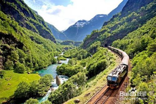 世界最美的10条铁路旅行线路