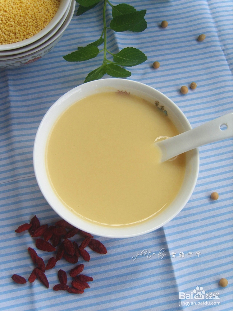 小米煮枸杞米汁的做法
