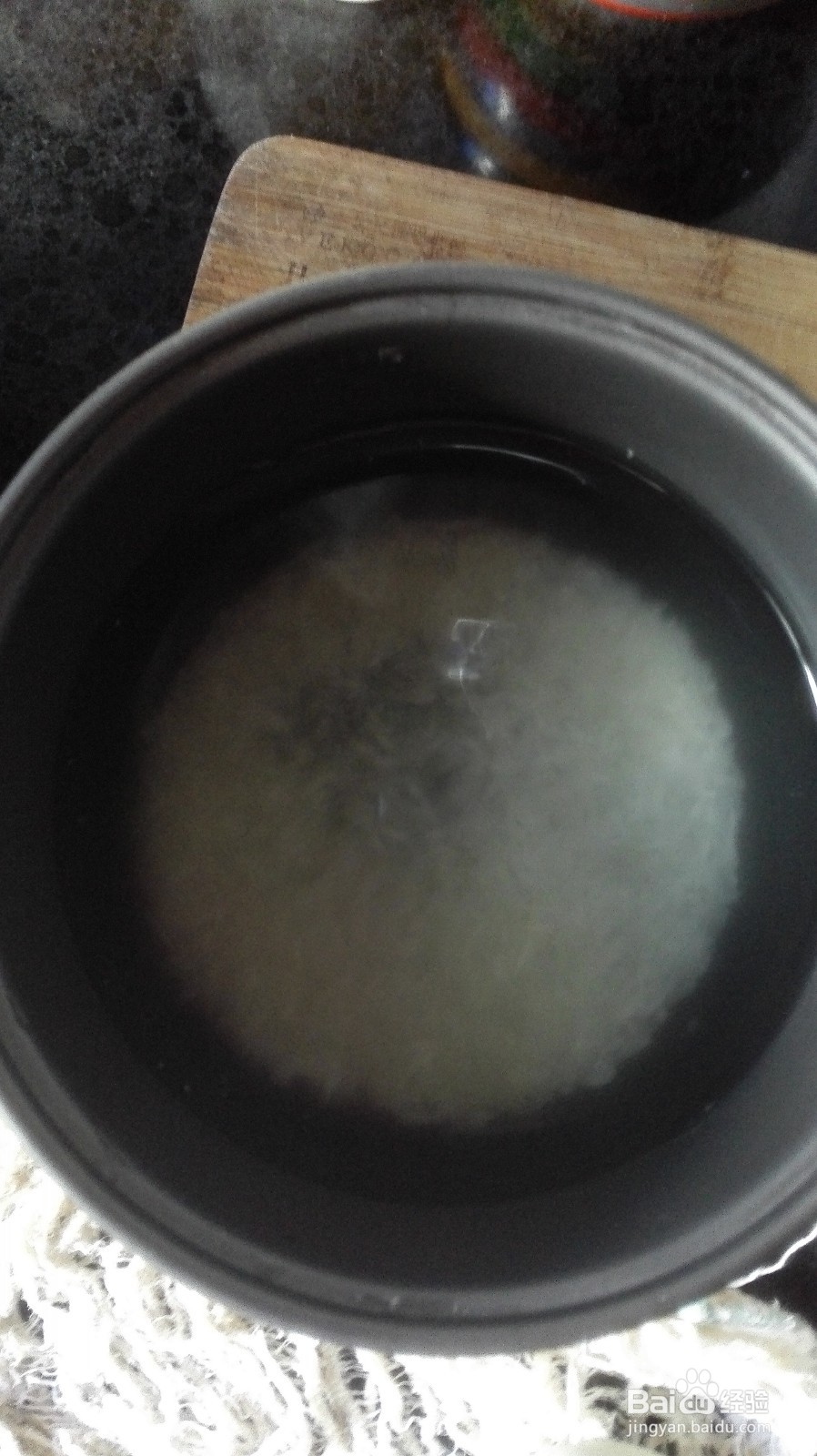 皮蛋瘦肉粥的简易做法