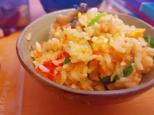 两颗番茄饭的做法