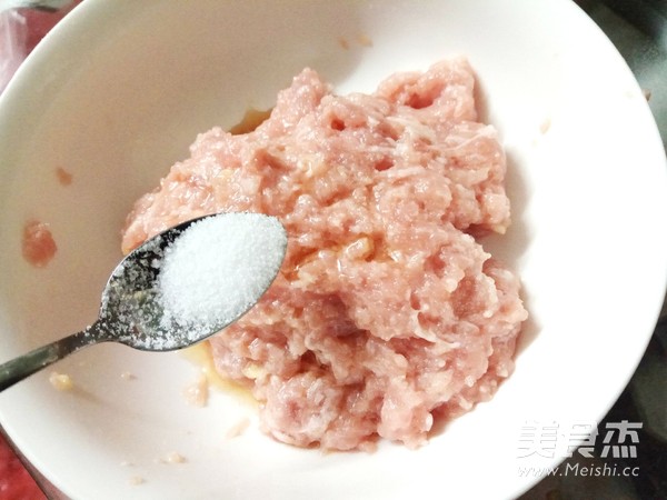 干贝萝卜肉丸汤