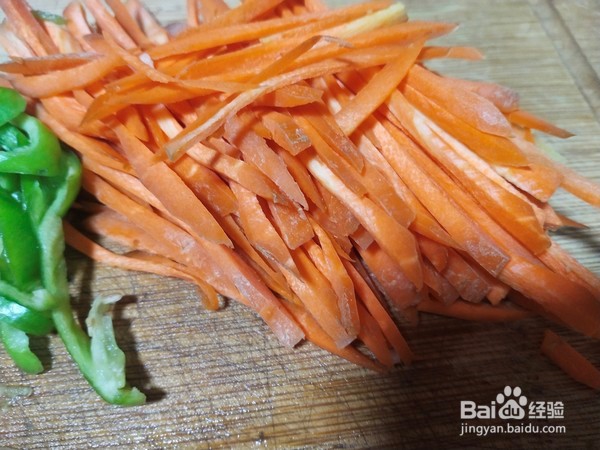 猪皮炒三丝怎么做