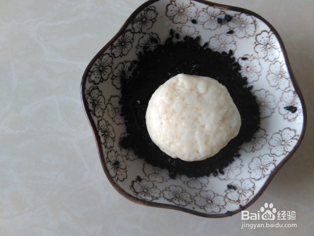 橙汁糯米芝麻饼