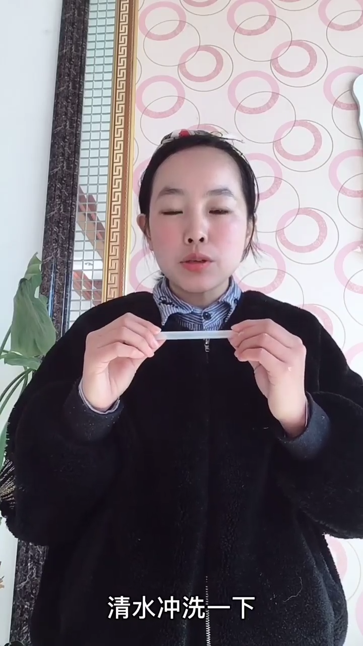 如何清洁不同材质的玩具？