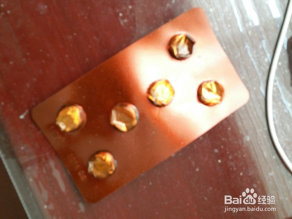 超简单方便的清理键盘的方法