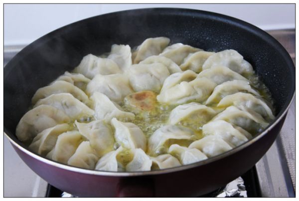 香菜猪肉冰花煎饺