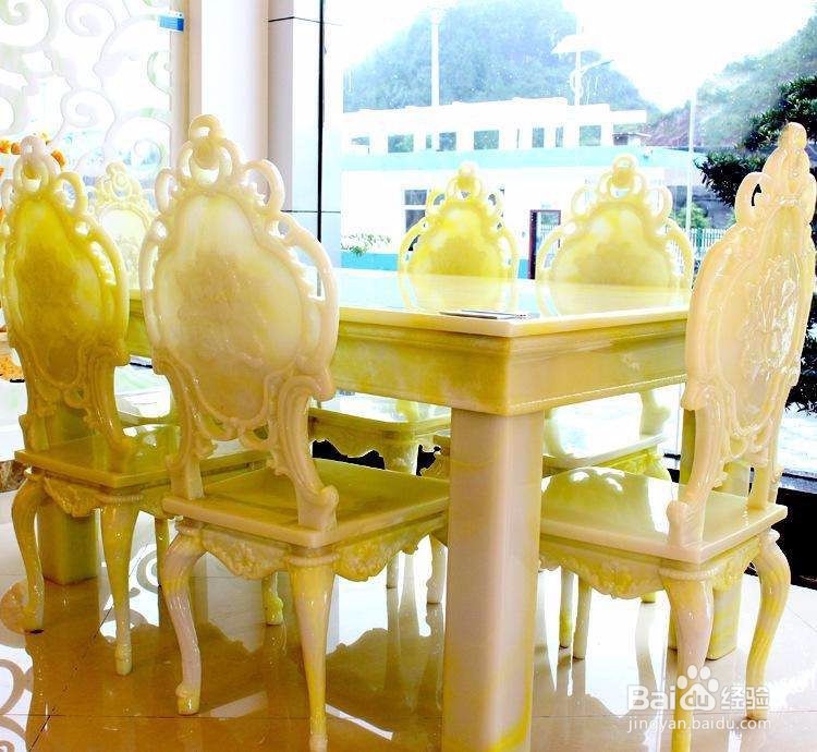 各种类餐桌安全保养的方法