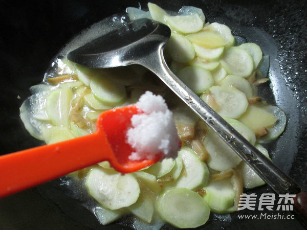 榨菜丝长瓜煮土豆