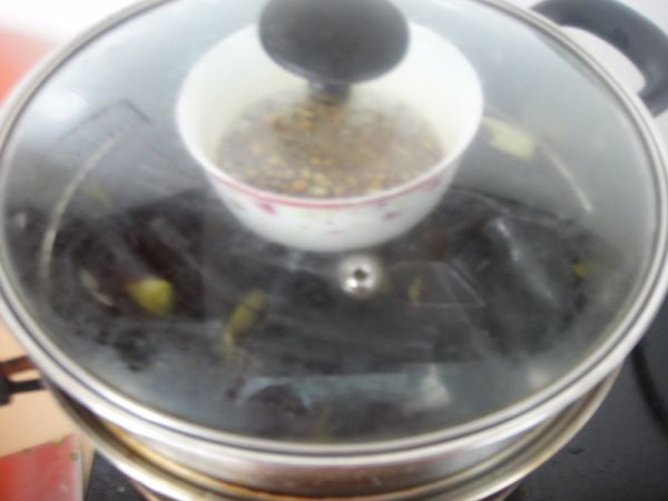 椒香蒜蓉蒸茄条