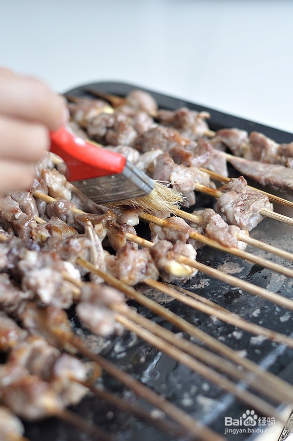 烤羊肉串的做法