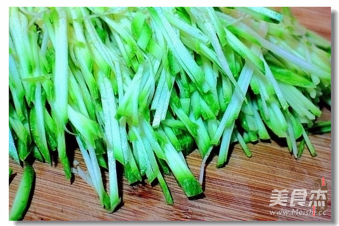 糊辣瓜丝的做法