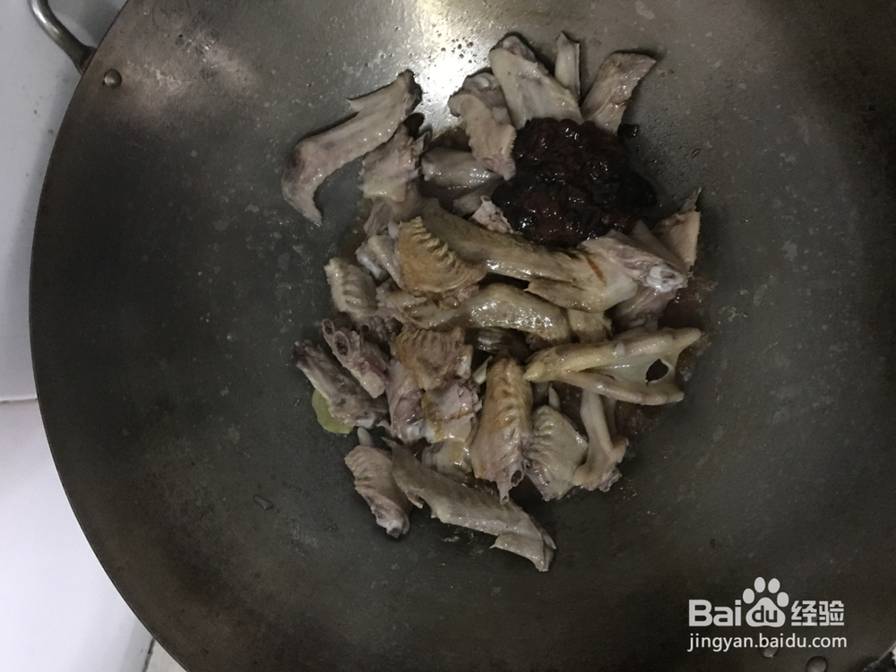 酱香红烧鸭翅膀
