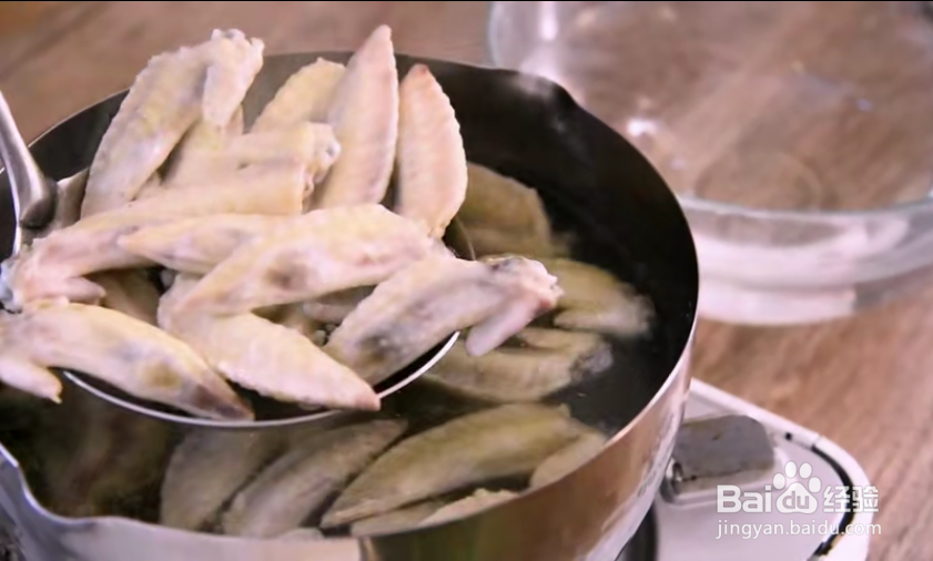 怎么制作一份美味的下酒鸡尖？