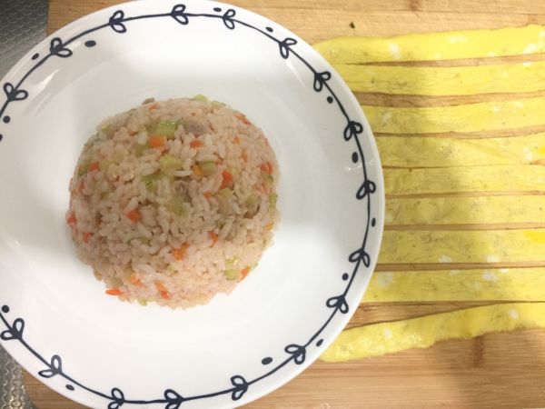 #柏翠辅食节-营养佐餐#向日葵蛋包饭