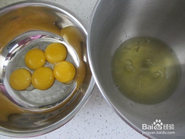 核桃仁酸奶纸杯蛋糕