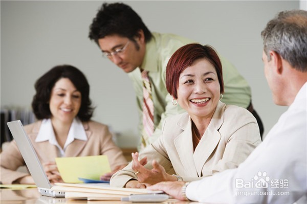 如何使自己在交际中变得有趣