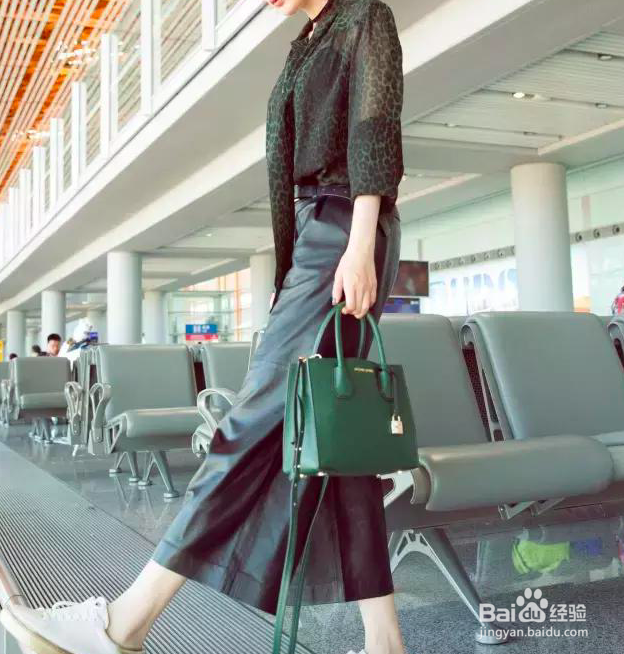 还在穿短靴高跟鞋?out!这才是时尚的打开方式