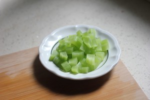 瘦肉炒杂蔬的做法