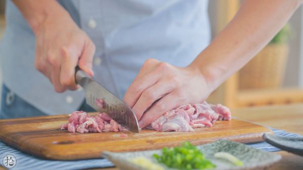 羊肉丸子萝卜汤