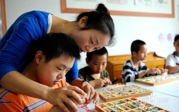 怎样识别弱智儿童