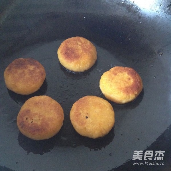 芝心红薯饼的做法