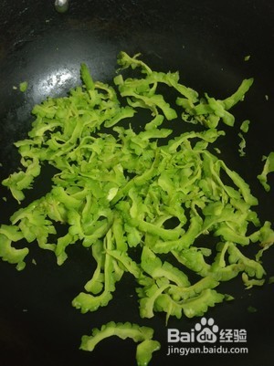 苦瓜煎蛋的做法详细教程