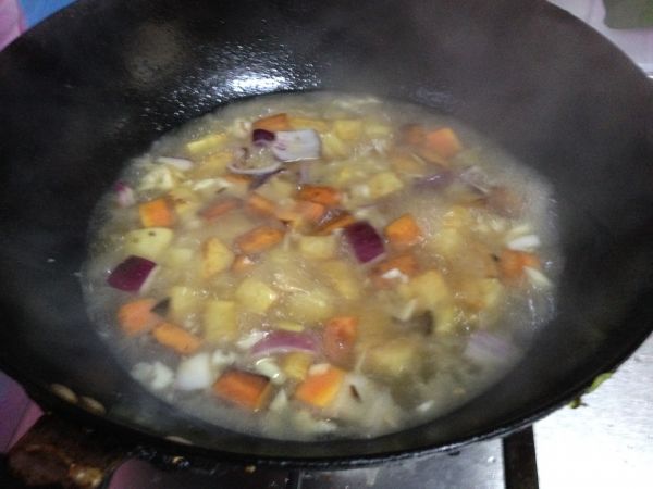 咖喱牛肉盖浇饭