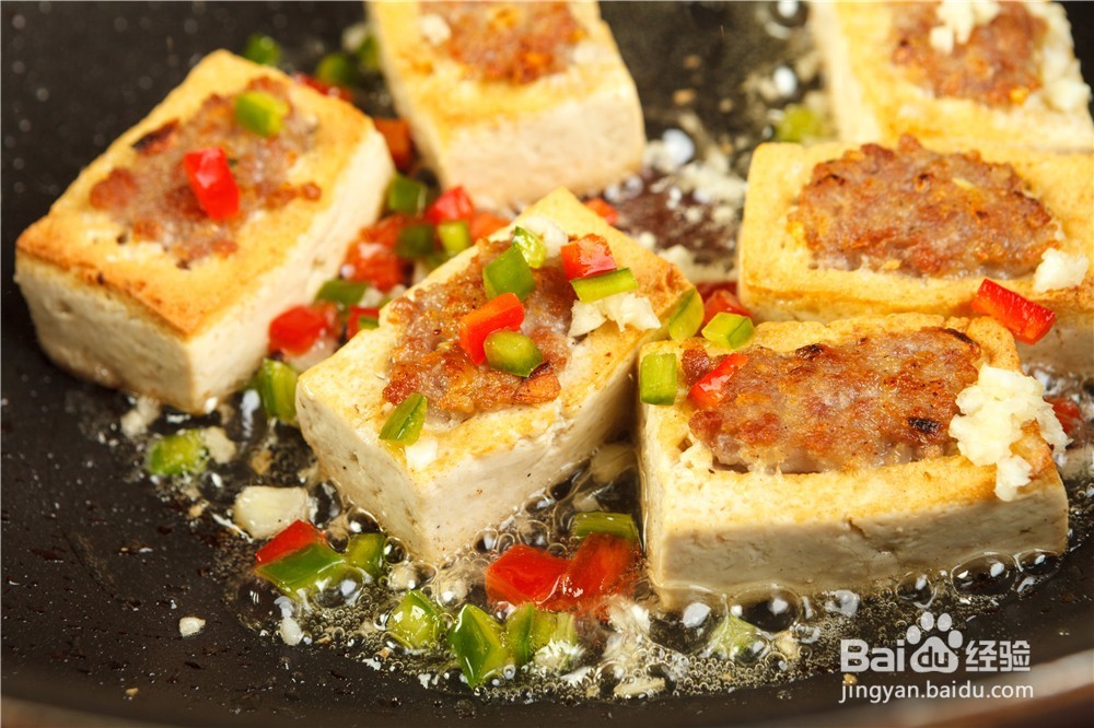 逛食记丨美食圈中的黄金CP——客家酿豆腐