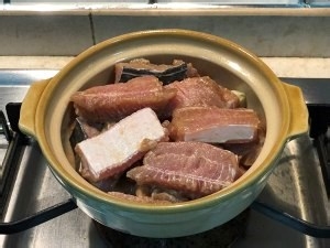 啫啫鱼煲的做法