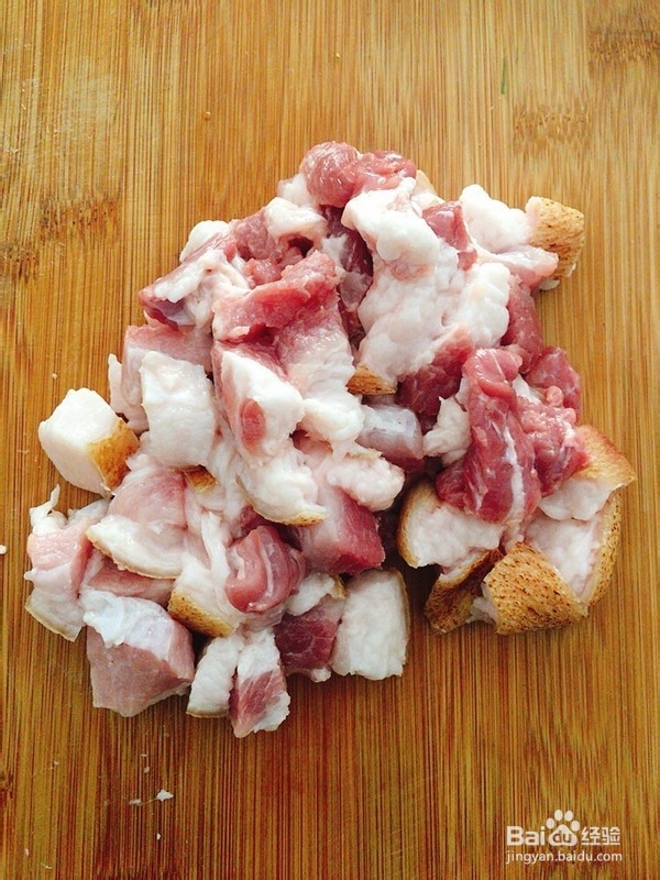 笋干土豆炖肉的做法