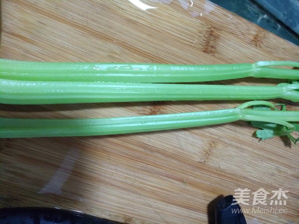 西芹木耳炒山药