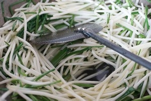 韭菜豆芽的做法