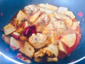 健康养生佳品芋头烧鸡的做法