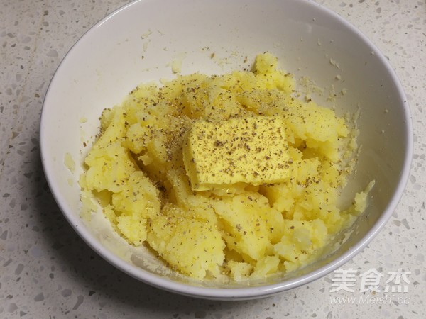 鲜烤土豆鱿鱼卷